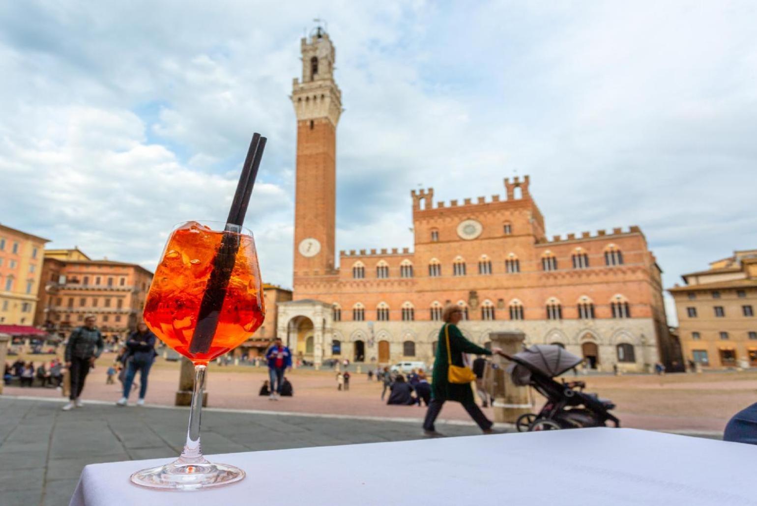 Villa Podere Belvedere เซียนา ภายนอก รูปภาพ